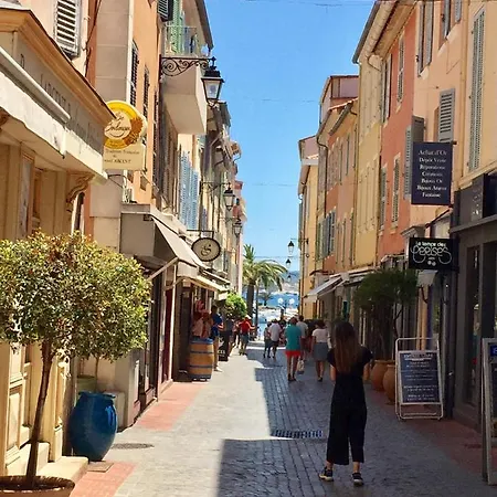 Superbe Sur Le Port Et Rue Pietonne Sanary-sur-Mer